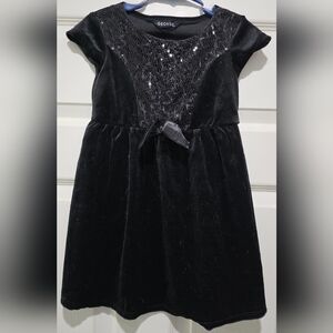 Brand New Never Worn George Velvet Black Sequin And Lace Kids Dress